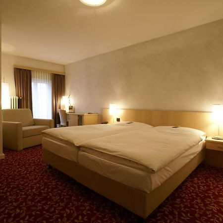 Ochsen Lenzburg Hotel Ngoại thất bức ảnh