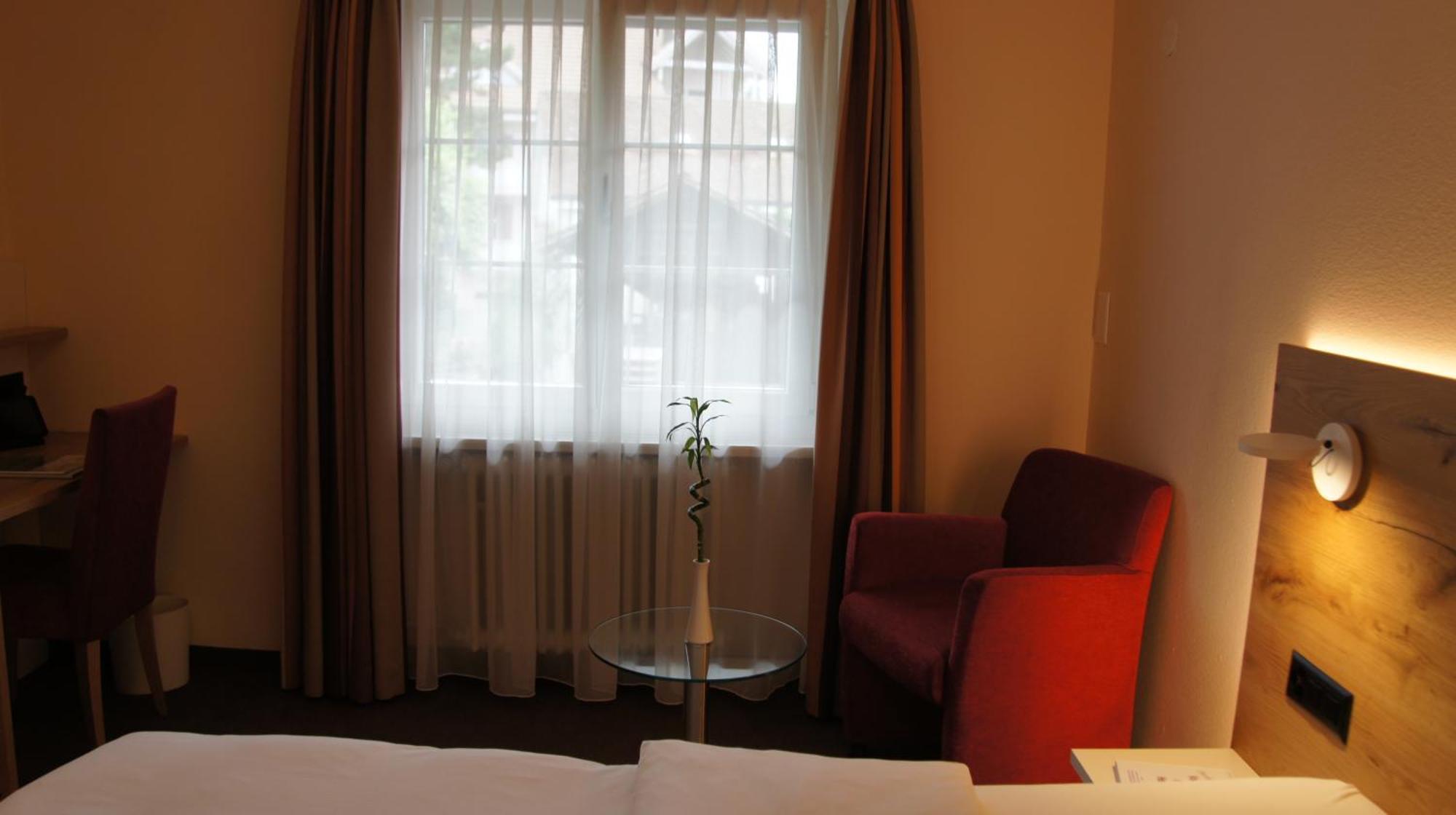 Ochsen Lenzburg Hotel Ngoại thất bức ảnh
