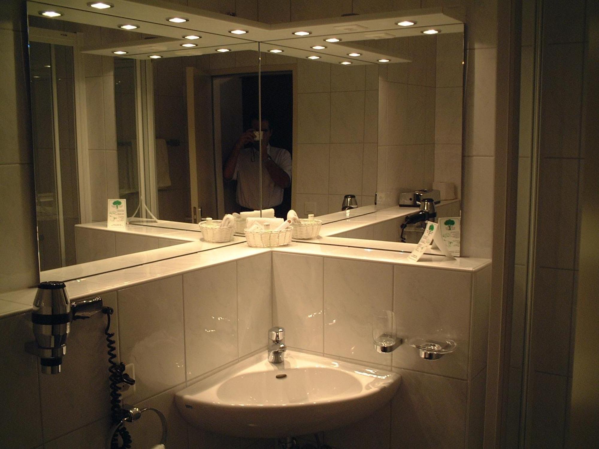 Ochsen Lenzburg Hotel Phòng bức ảnh